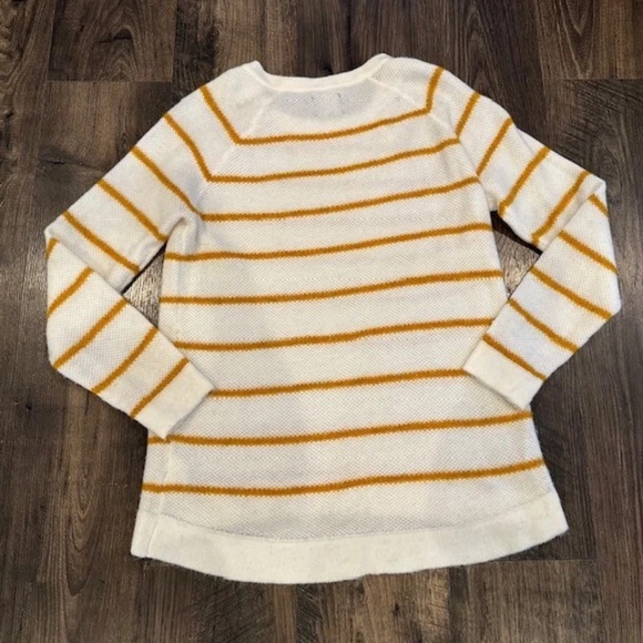 Abercrombie & Fitch Striped Pullover Sweater - Picture 10 of 11